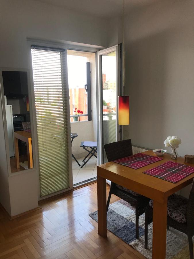 Belvedere Nis Bagian luar foto
